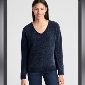 GAP Chenille V-Neck Pullover Blue Sweater